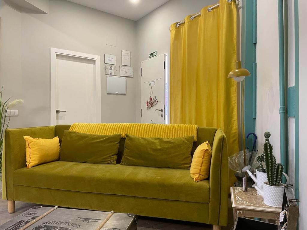 Ferienwohnung Apartamento Deluxe El Avion Alcalá de Henares Exterior foto