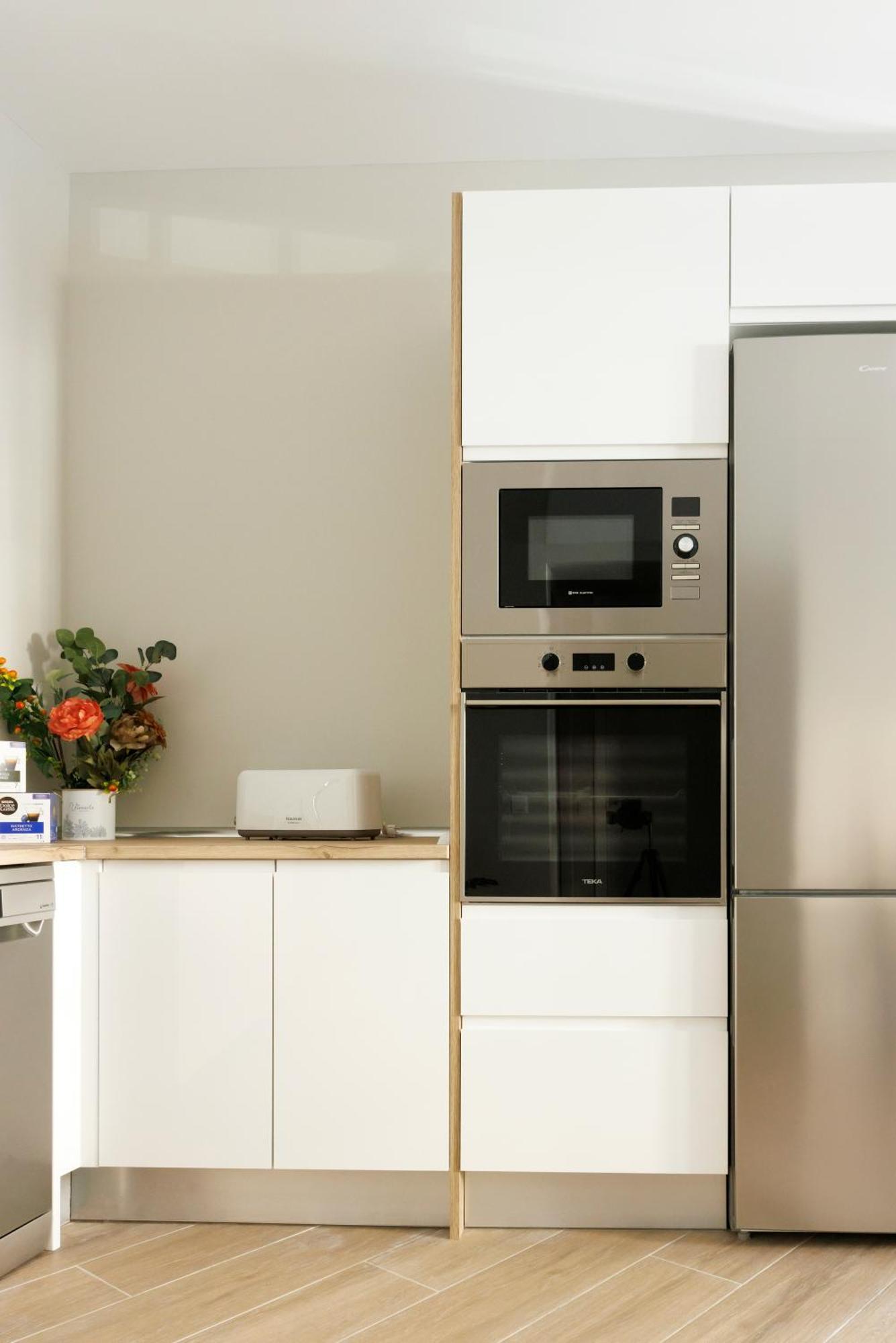 Ferienwohnung Apartamento Deluxe El Avion Alcalá de Henares Exterior foto